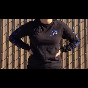 Black primitive long sleeve